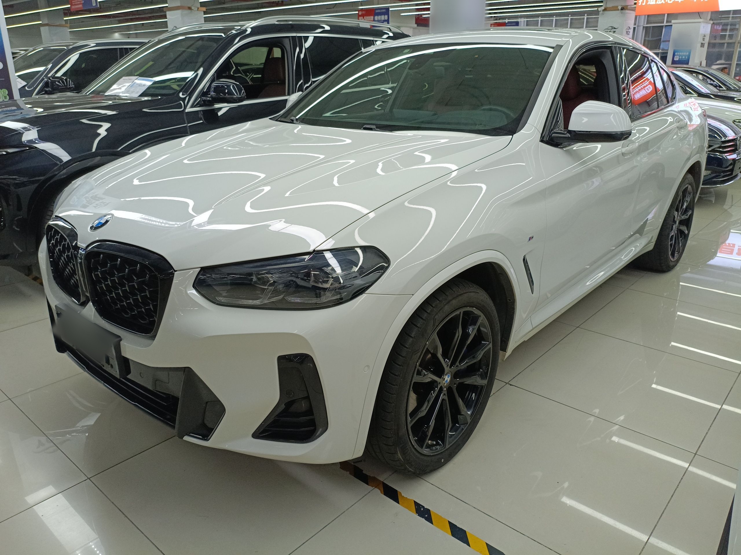 BMW X4 2022 — фото 1