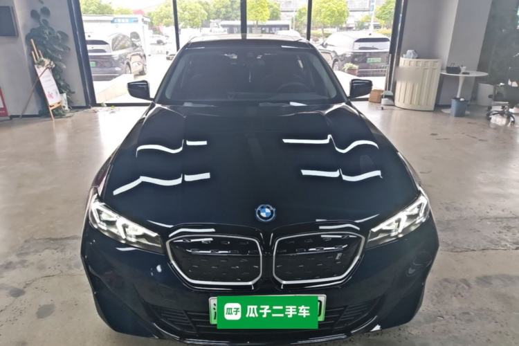 BMW i3 2024 — фото 2