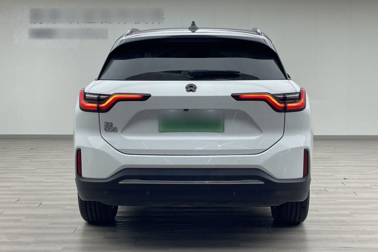 NIO ES6 2022 — 5