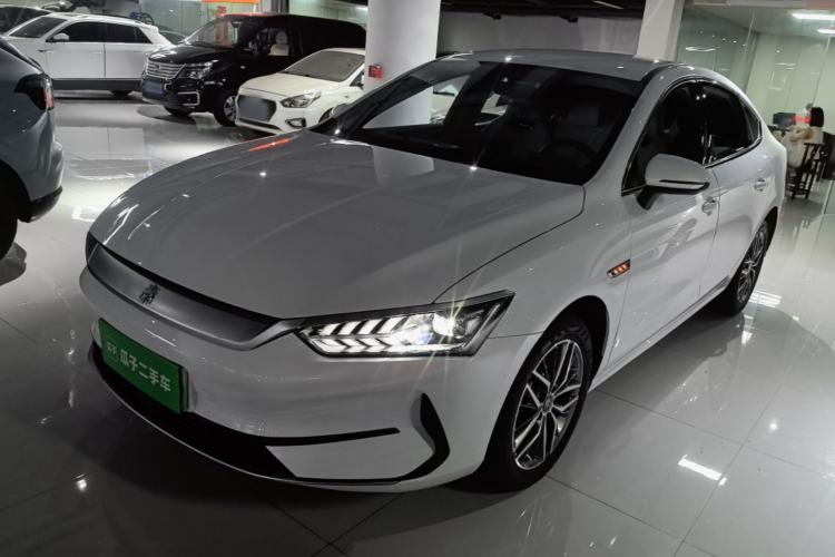 BYD Qin PLUS 2024 — фото 1