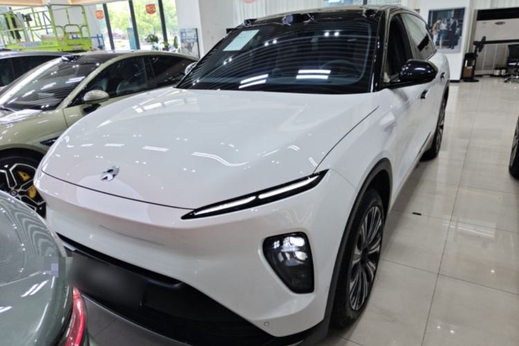 NIO ES8 2024 — 2