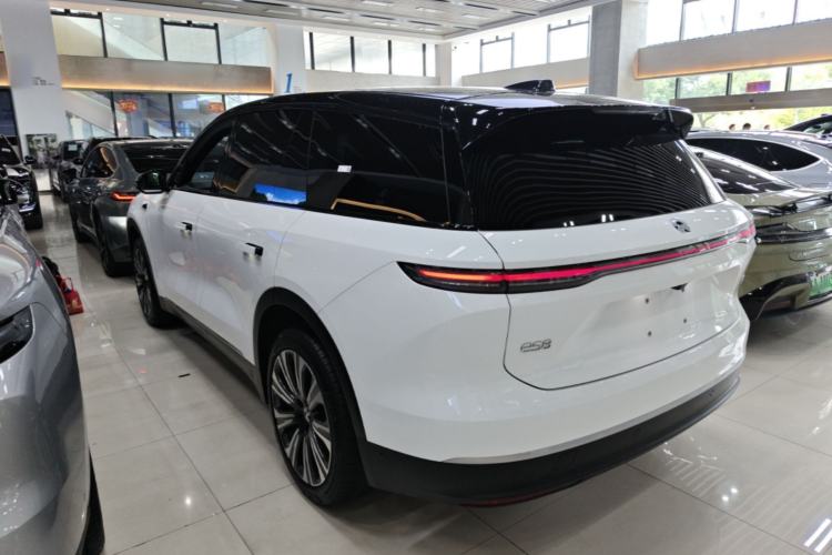 NIO ES8 2024 — 4