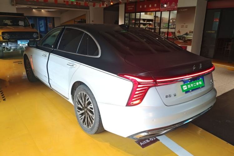 Hongqi H5 2024 — 4