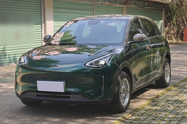 Geely Galaxy Geome 2025 — фото 1