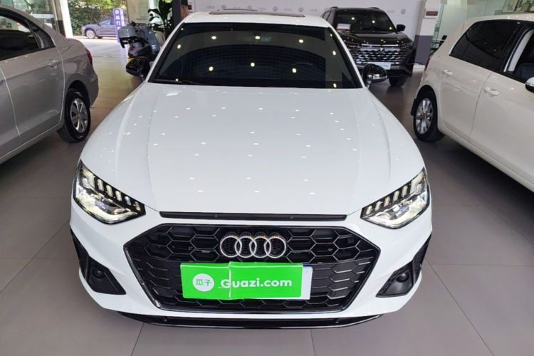 Audi A4 2023 — 2