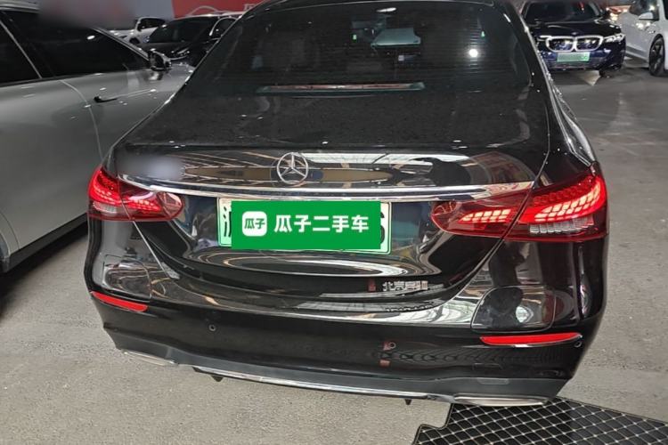 Mercedes-Benz E 350 e L 2022 — 5