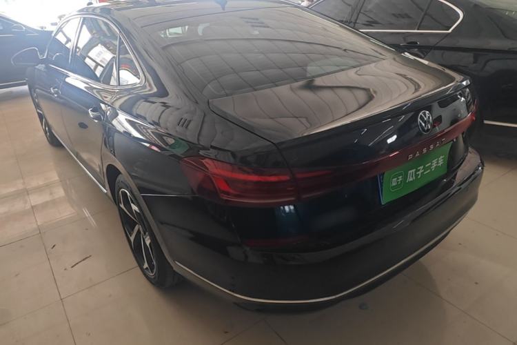 Volkswagen Passat 2025 — 4