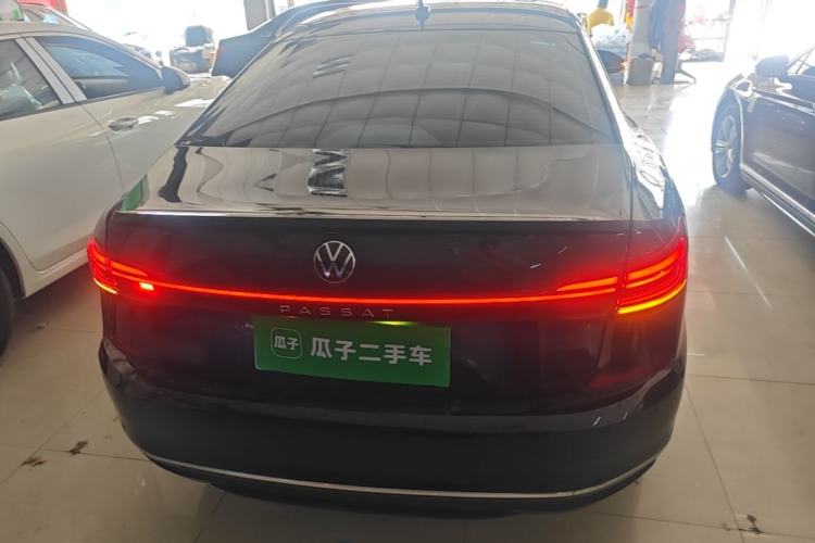 Volkswagen Passat 2025 — 5