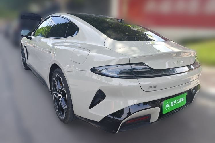 Xiaomi SU7 2024 — 4