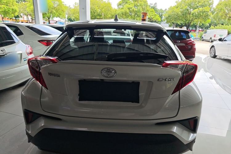 Toyota C-HR 2020 — 5