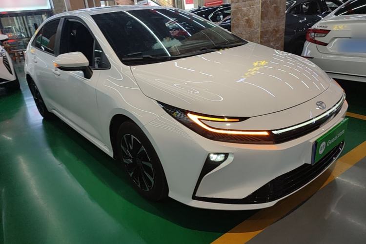 Toyota Corolla 2026 — 3
