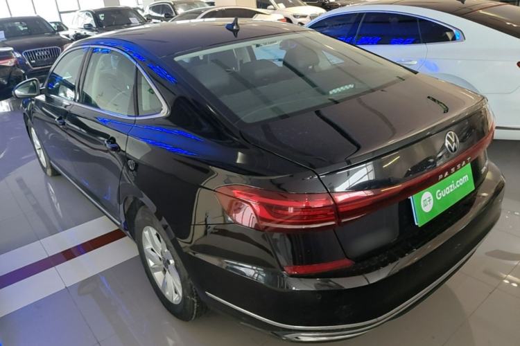 Volkswagen Passat 2024 — 4