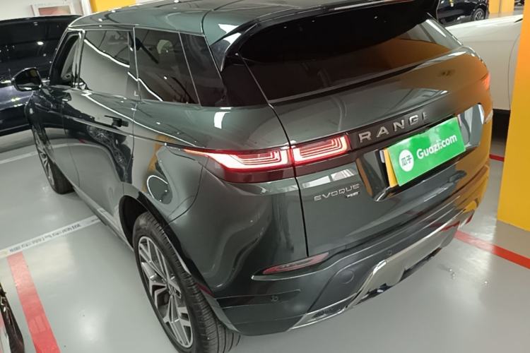 Land Rover Range Rover Evoque 2022 — фото 4