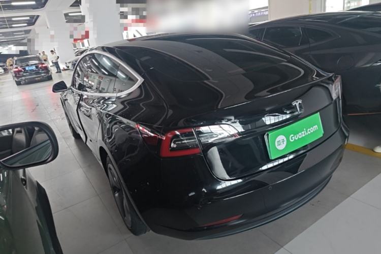 Tesla Model 3 2020 — 4