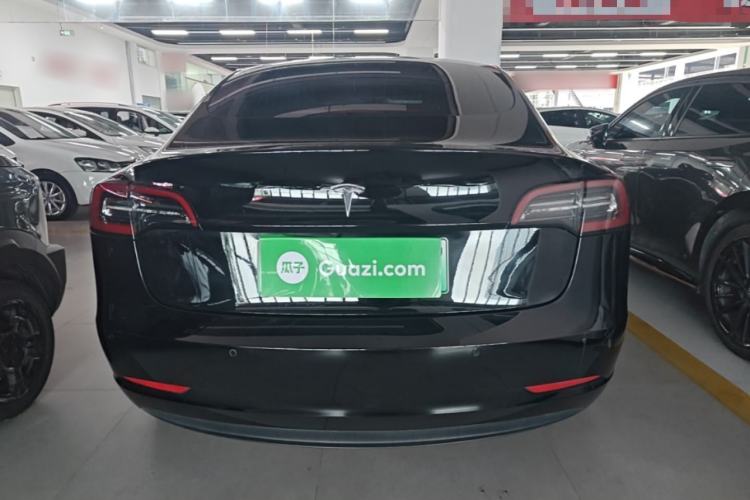 Tesla Model 3 2020 — 5