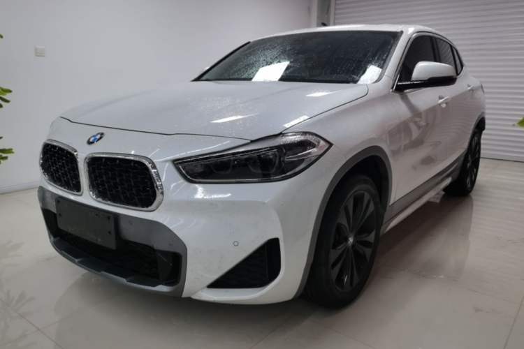 BMW X2 2023 — фото 1