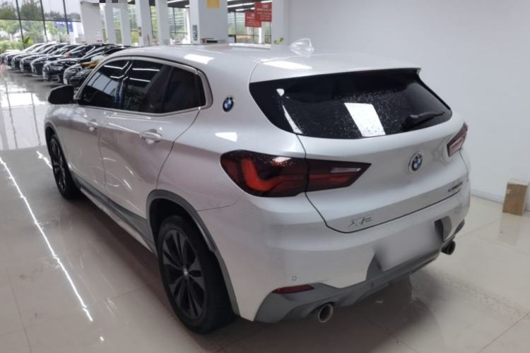 BMW X2 2023 — фото 4