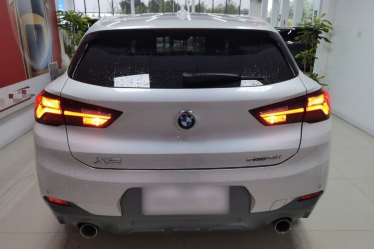 BMW X2 2023 — фото 5
