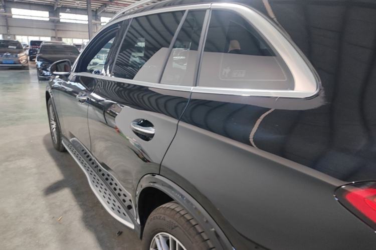 Mercedes-Benz GLC 300 L 2025 — фото 4