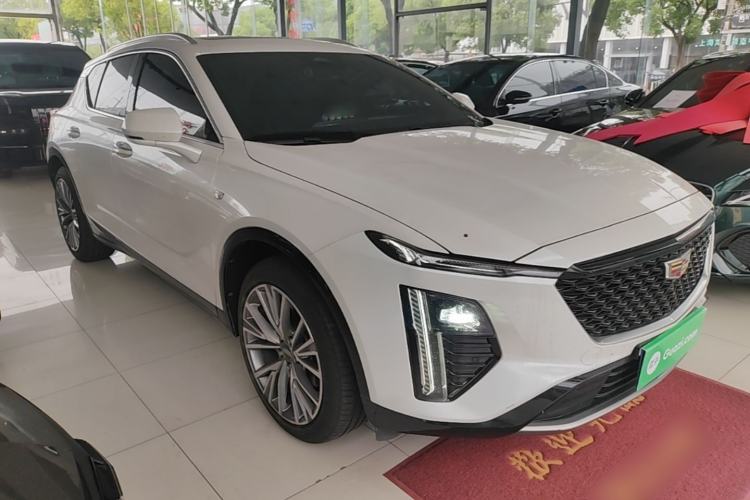 Cadillac GT4 2023 — 3