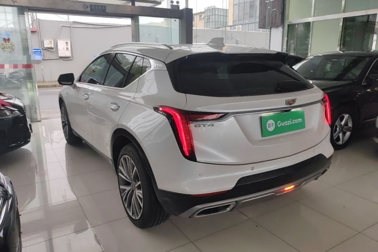 Cadillac GT4 2023 — 4