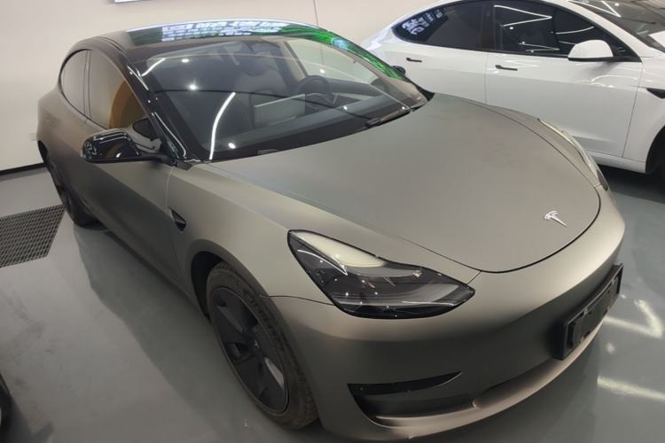 Tesla Model 3 2022 — 3