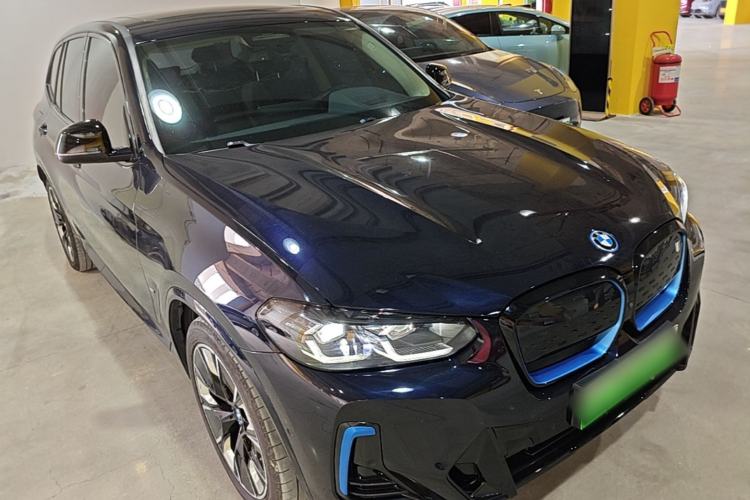 BMW iX3 2022 — 3