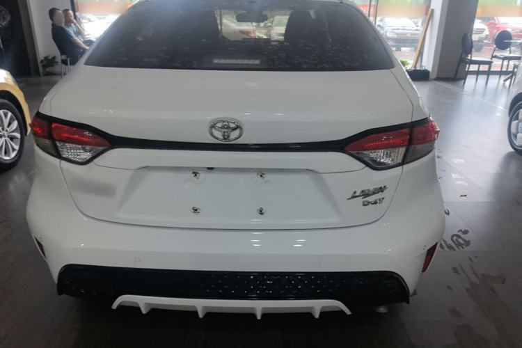 Toyota Corolla 2022 — 5