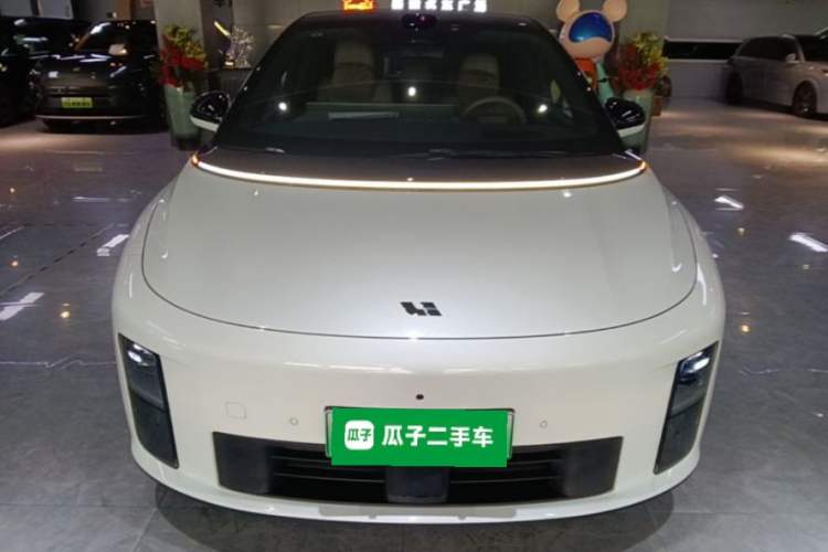 Li Auto i6 2025 — 2