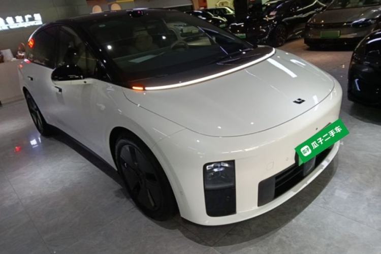 Li Auto i6 2025 — 3