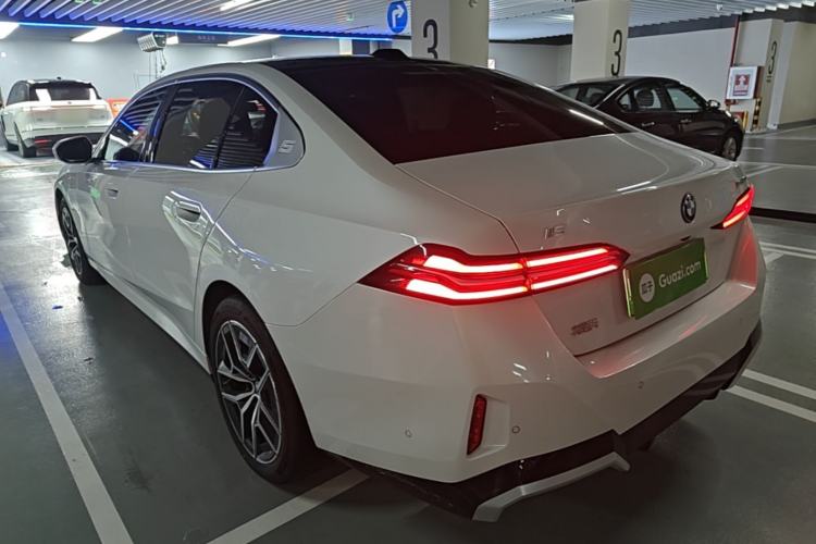 BMW i5 2024 — фото 4