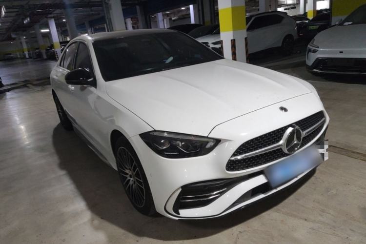 Mercedes-Benz C 260 L 2023 — фото 3