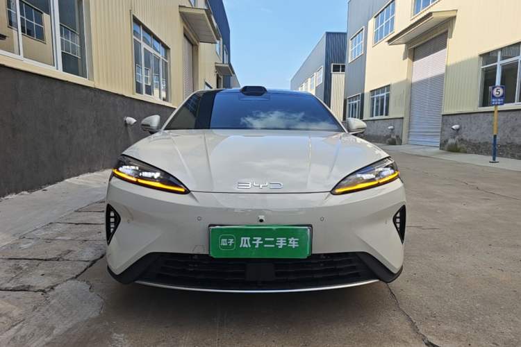 BYD seal 07 dm i 2026 — фото 2
