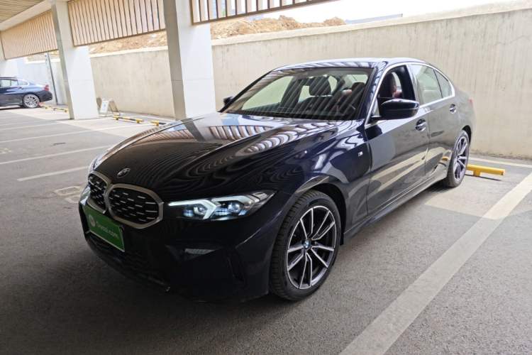 BMW 325i 2025 — фото 1
