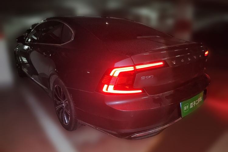 Volvo S90 2021 — 4