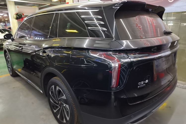 Hongqi HS7 2024 — 4