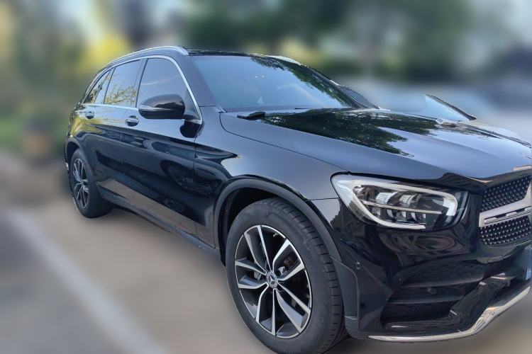 Mercedes-Benz GLC 260 L 2022 — фото 2