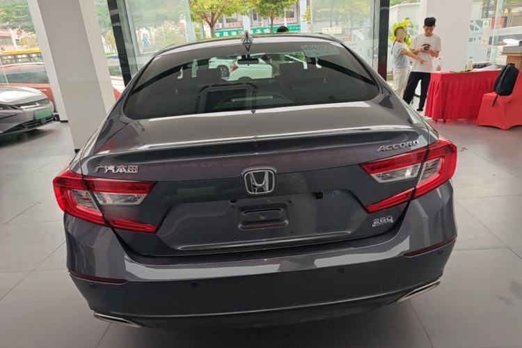 Honda Accord 2018 — 5