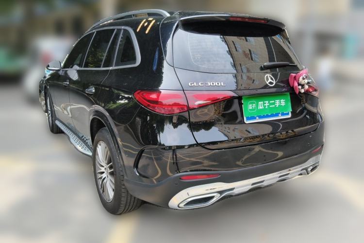 Mercedes-Benz GLC 300 L 2024 — фото 4