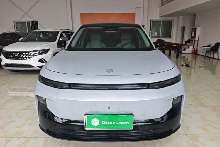 Leapmotor B10 2025 — 2