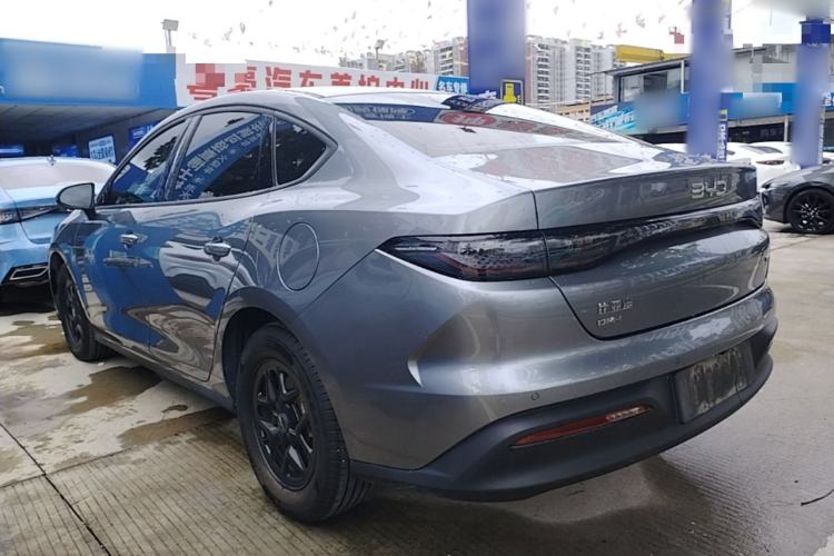 BYD Seal 05 DM-i 2025 — фото 4