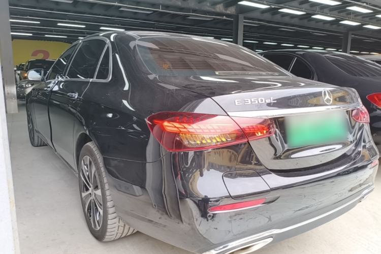Mercedes-Benz E 300 e L 2020 — 4