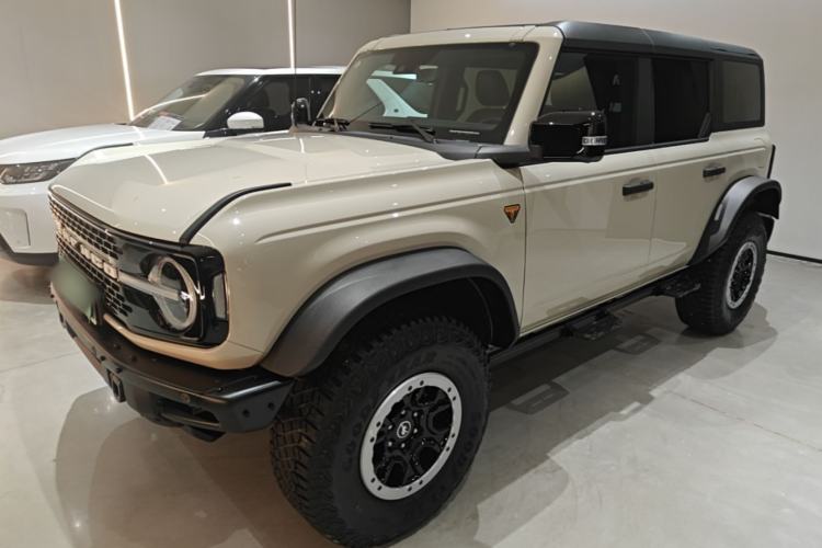Ford Bronco 2024 — фото 1