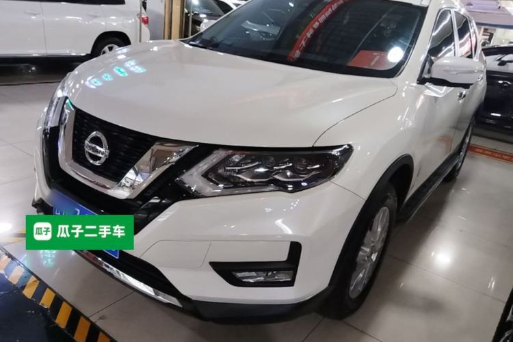 Nissan X-Trail 2023 — фото 1