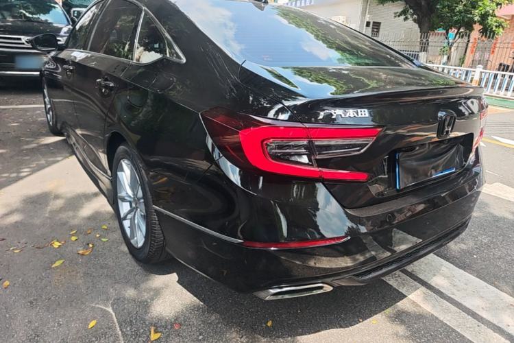 Honda Accord 2022 — 4