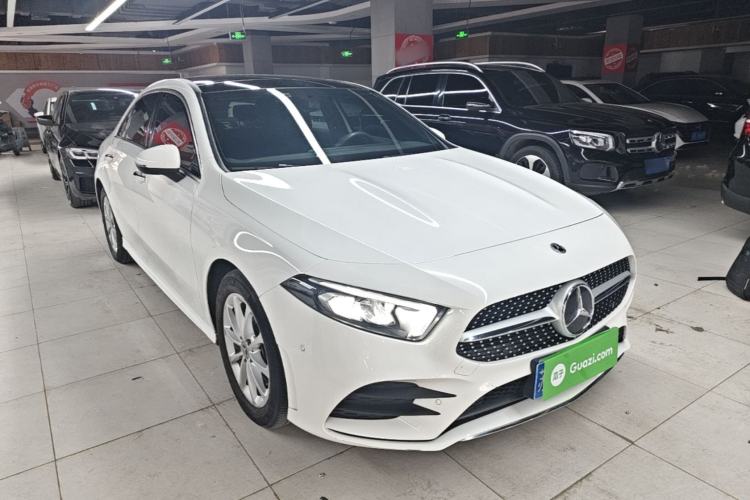 Mercedes-Benz A 200 L 2021 — фото 3