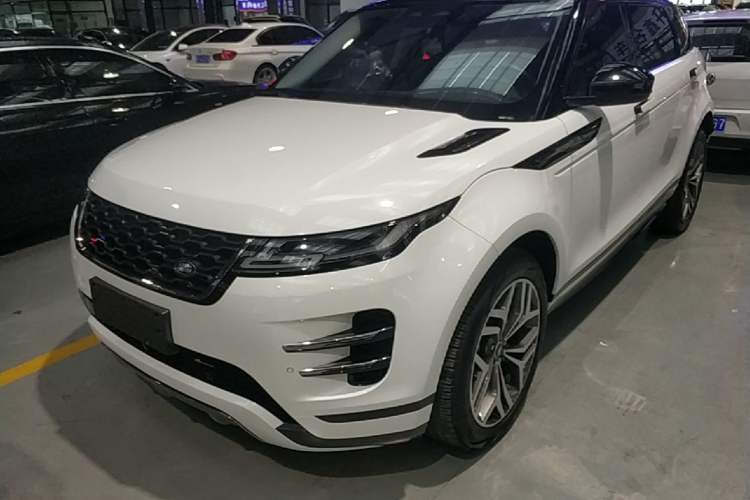 Land Rover Range Rover Evoque 2022 — фото 1