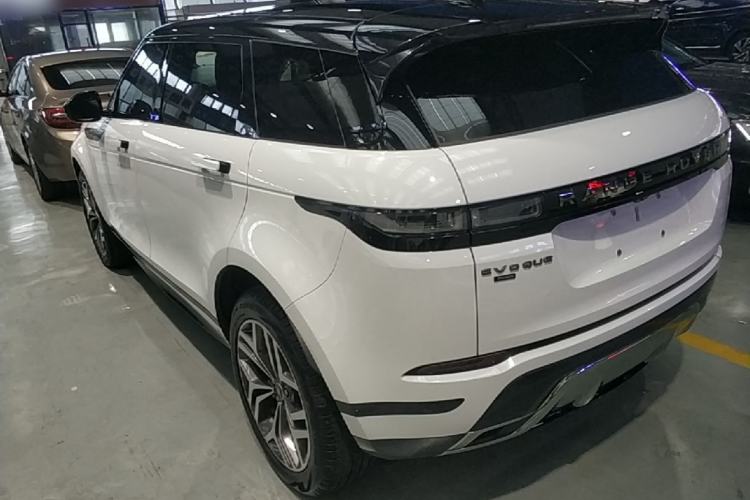 Land Rover Range Rover Evoque 2022 — фото 4