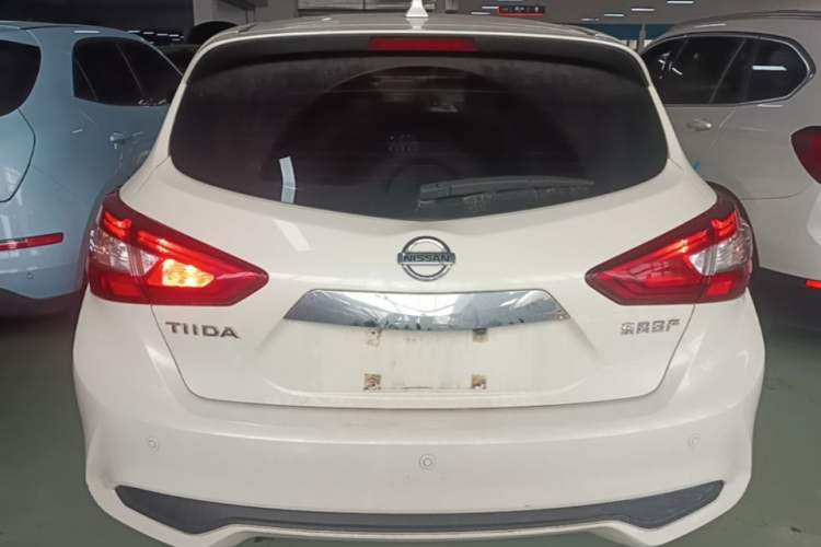 Nissan Tiida 2024 — 5