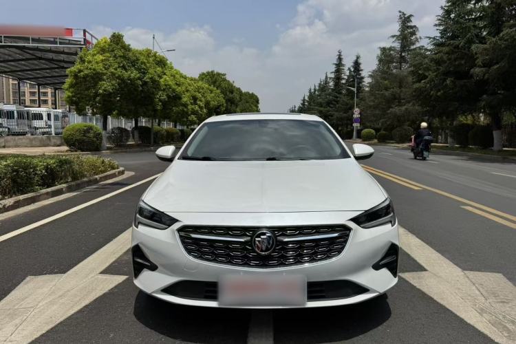 Buick Regal 2023 — 2